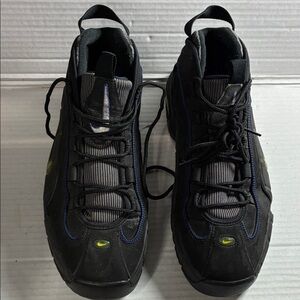 Men's Nike sneakers SKU 685153-001 USED (not box)